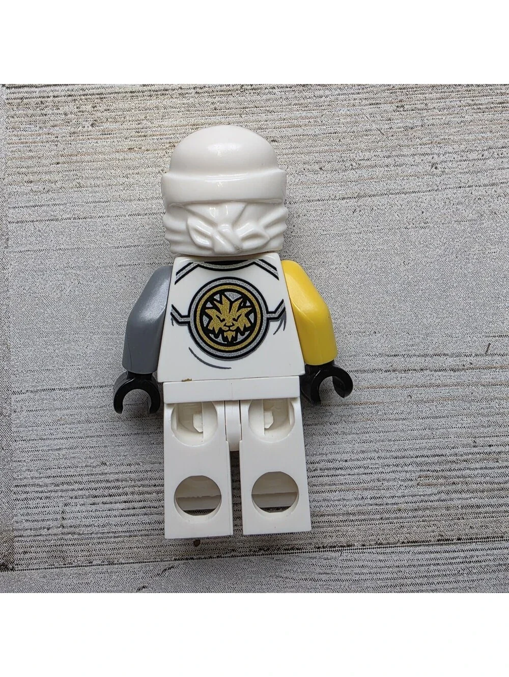 LEGO Ninjago Zane Tournament Robe Official Minifigure Tournament of Elements